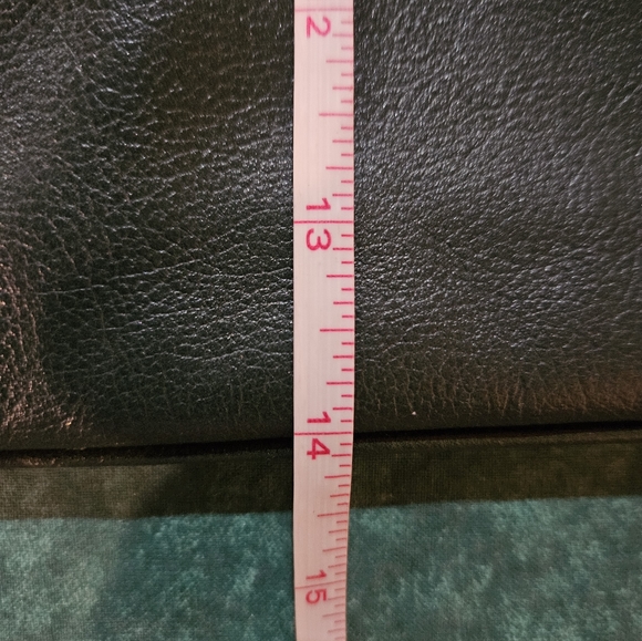 Vintage 70s Dark Green Leather Woodward and Lothrop Envelope Purse - Picture 5 of 12